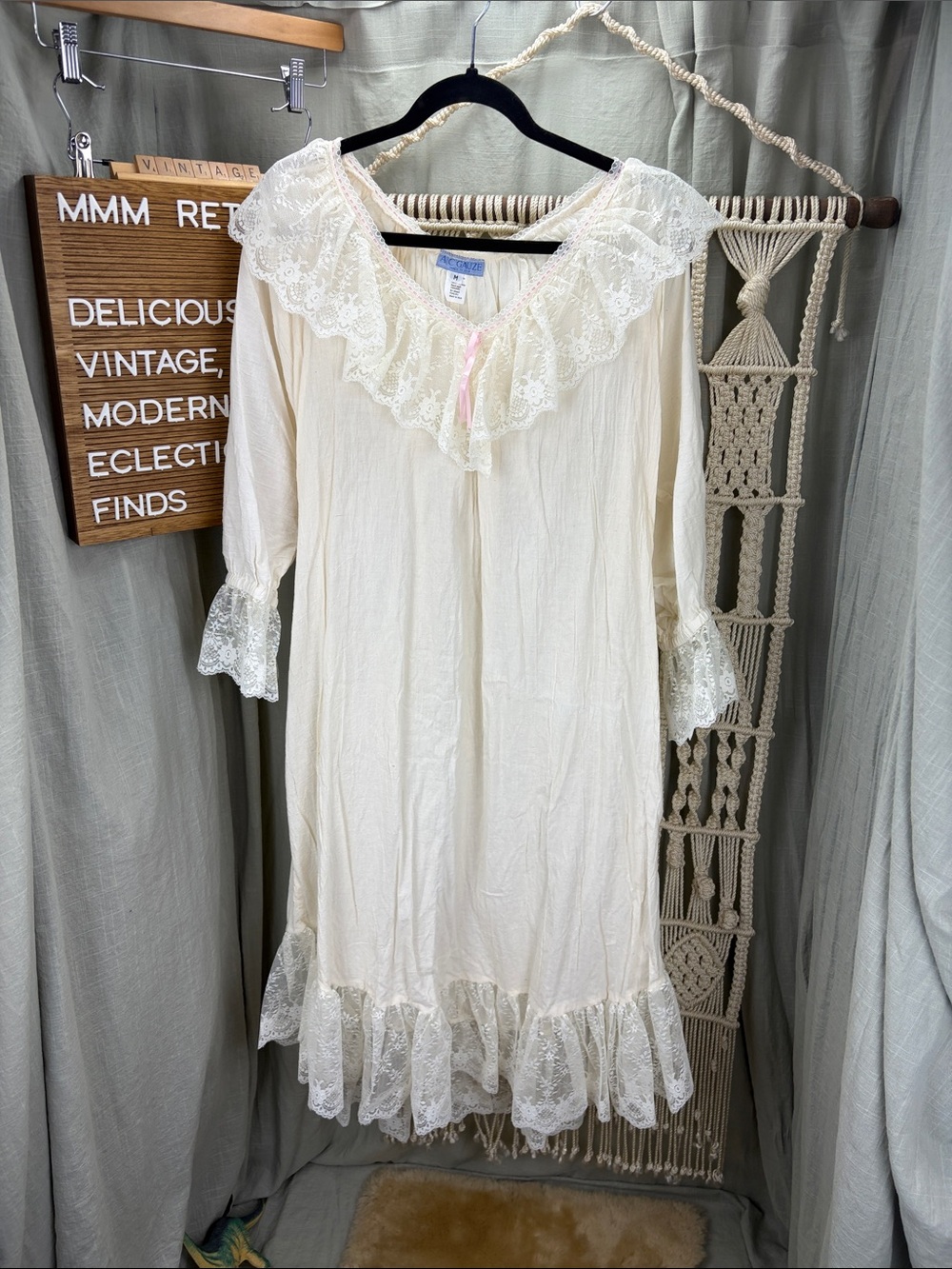 Vintage A.C. Gauze Cotton Cottagecore Victorian Nightdress with Lace Trim | M